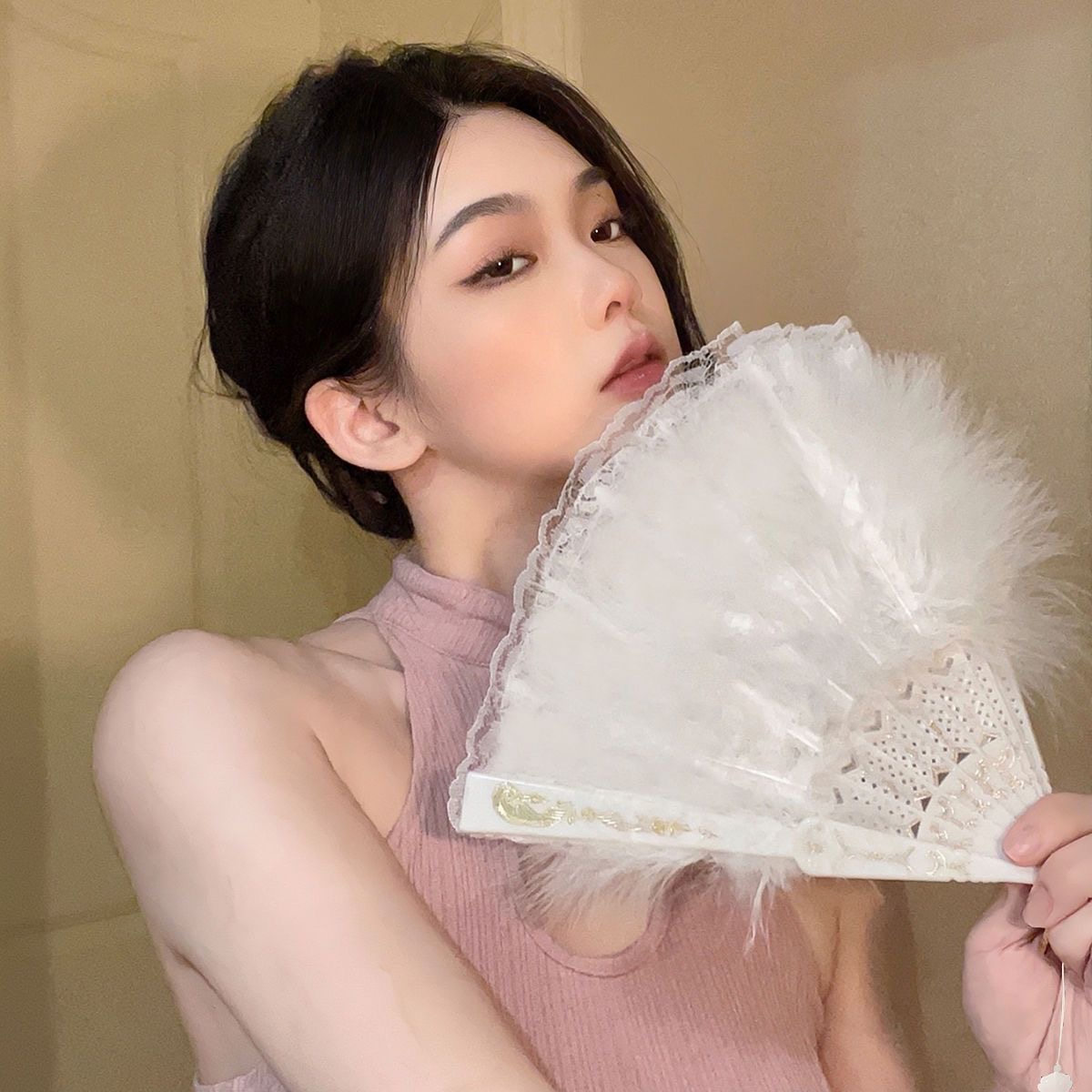 白色羽毛扇子网红复古风扇配旗袍舞蹈走秀越鸟仙气宫廷风少女折扇 - 图0
