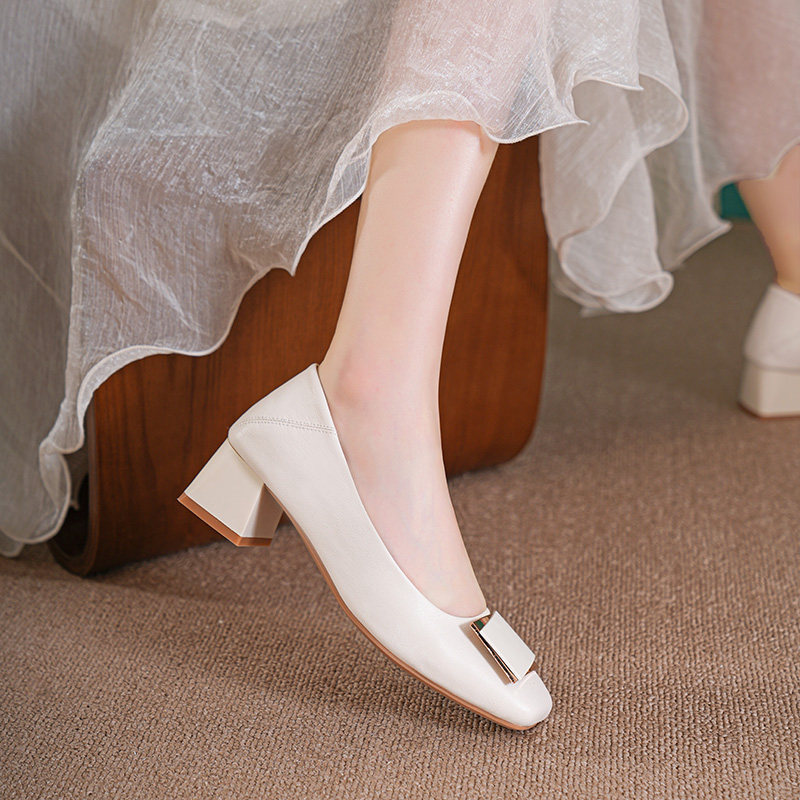 真皮单鞋女2025夏季新款奶奶鞋气质方头浅口中跟粗跟休闲大码瓢鞋,淘宝优惠券,粉丝福利购,淘宝优惠卷