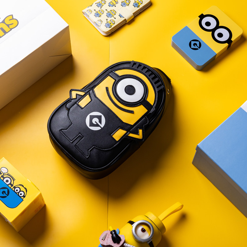 y&q小黄人胸包男2020新款女单肩包 yq箱包胸包