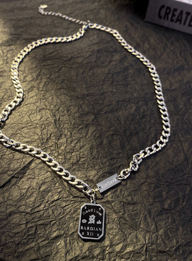 黑色字母方牌拼接钛钢方牌拼接