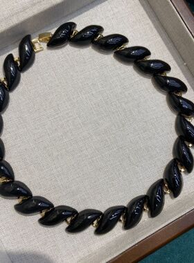 vintage滴油黑色树叶项链复古锁