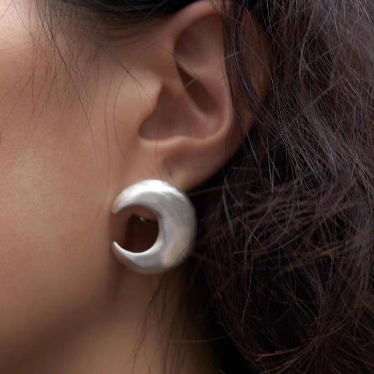 欧美饰品新款山月拉丝耳钉项链套装轻奢小众氛围感高级感毛衣链女,淘宝优惠券,粉丝福利购,淘宝优惠卷