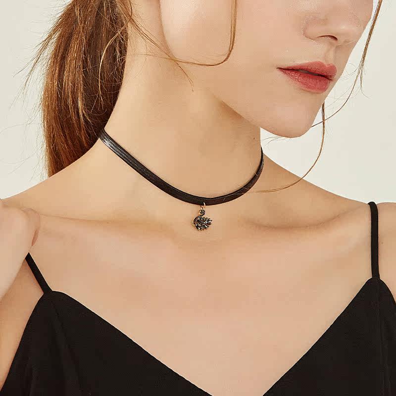 小天鹅女颈带choker黑色脖颈锁骨链 lanshinuo项链