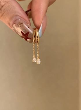 金色灵动水滴流苏灵动耳环漂亮小众ins高级感简约百搭女耳饰耳扣