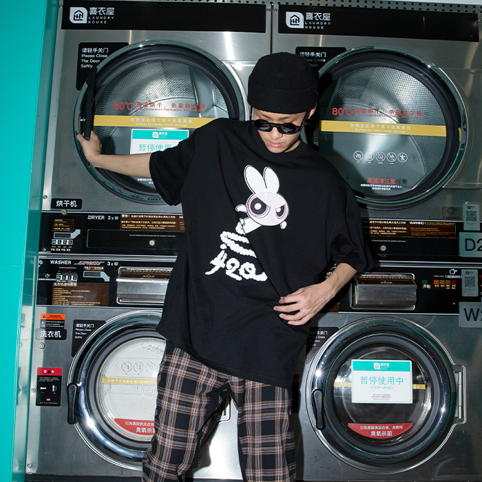 ASH线上商店 Something about ash 20SS飞天小兔子420限定发泡短 - 图1