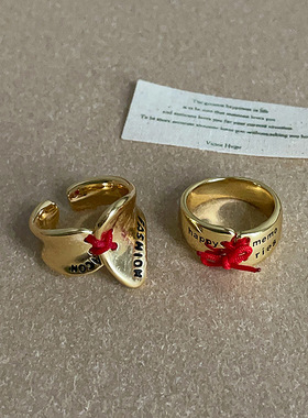 设计感红绳字母金色戒指女轻奢复古时尚潮流气质通勤百搭指环戒子