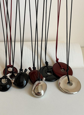 小众ins平安扣水瓶黑皮绳长款项