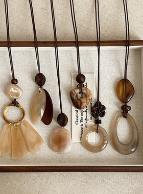 简约设计感几何树脂晕染吊坠长款项链女气质时尚潮流百搭毛衣链