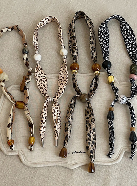 美拉德复古豹纹丝巾项链女轻奢个性独特精致潮流百搭颈链锁骨链