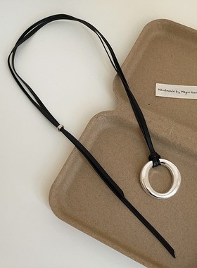 韩国小众爱心梳子抽拉黑绳项链女