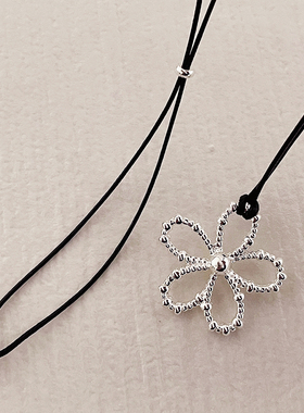 欧美跨境饰品时尚简约朋克风百搭颈链合金新品韩国绒镂空花朵项链