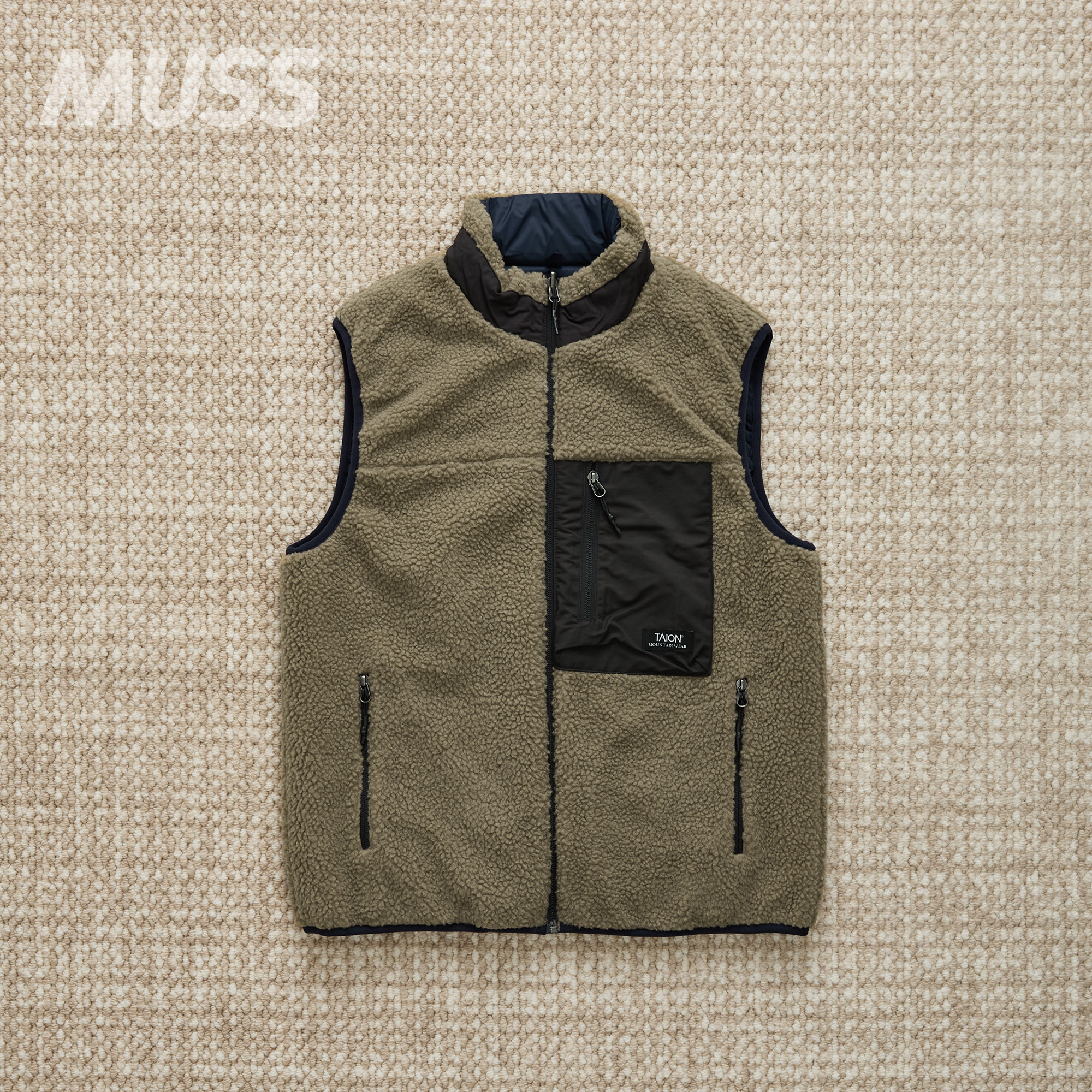 现货 TAION DOWN X BOA LIGHT DOWN HI 两面穿羽绒保暖抓绒马甲 - 图2