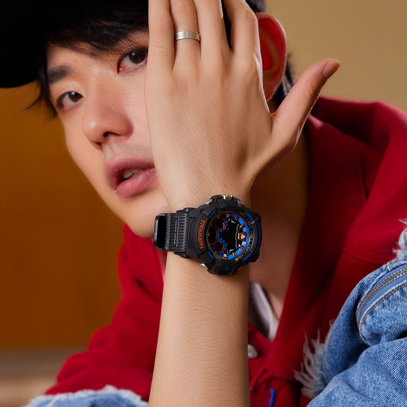 马克华菲男学生运动男孩潮流电子表 马克华菲手表国产腕表