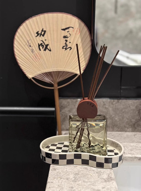 藤条香薰家居摆件高级小众无火香水家用室内卧室持久清新散香礼物