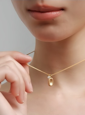 半岛铁盒方糖中古时尚精致项链轻奢复古高级感毛衣链锁骨链夏季