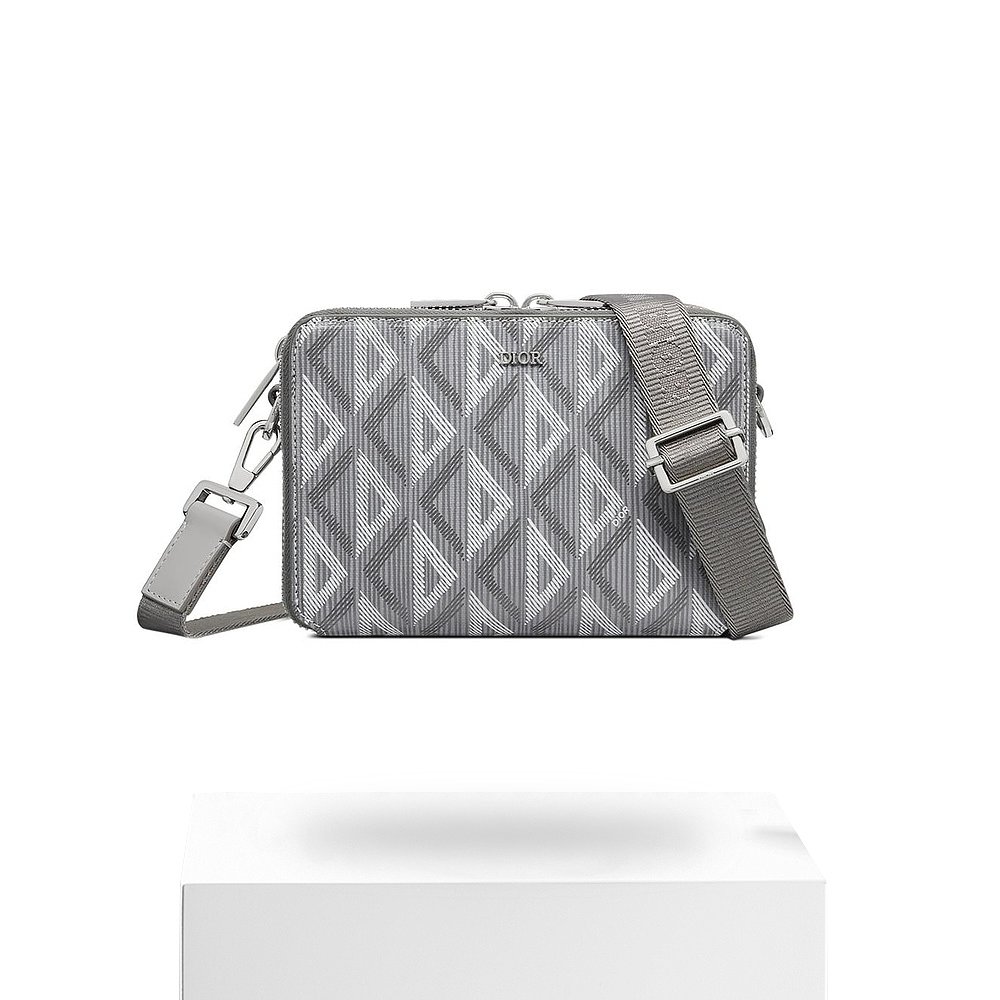  天猫国际探物美国手拿包