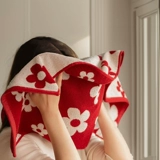 Свадьба HI персонаж Красные полотенца, хлопок, пара свадебных принадлежностей, большой новый человек, новичок, который вымыл лицо, клык клык Fang Motent Motor Wedding Wedding