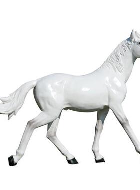 户外大型仿真马雕塑园林景观农场草坪落地装饰玻璃钢骏马模型摆件