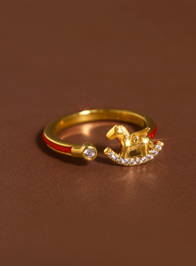 新中式金色锆石小马红绳戒指女秋冬轻奢高级感食指环气质百搭配饰