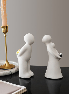 现代简约轻奢陶瓷情侣人家居摆设客厅电视柜茶几设计感抽象软装饰