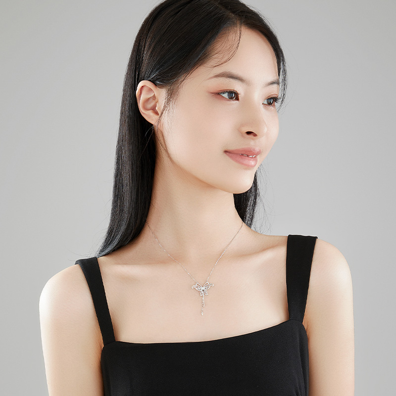 softdora/索缇朵SD蝴蝶流苏钻石项链S925银ins风轻奢简约锁骨链女