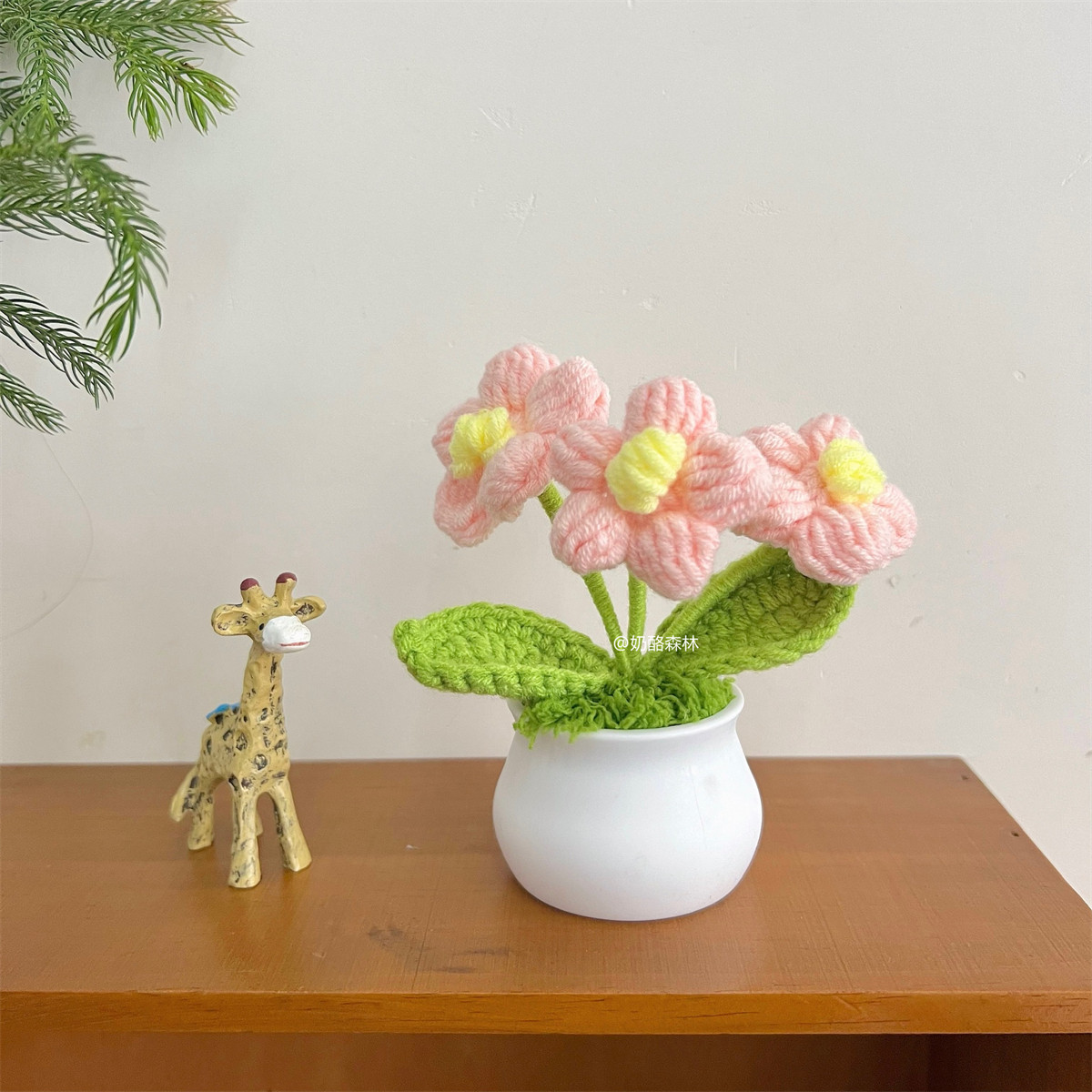 成品手工编织毛线盆栽荷花向日葵铃兰花束钩针仿真花车载摆件装饰,淘宝优惠券,粉丝福利购,淘宝优惠卷