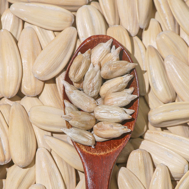 Shengquan Ancient Method Melon Seeds Peeled White Skin Sunflower Seed Nuts Snacks Roasted Seeds New Year's New Date 500g