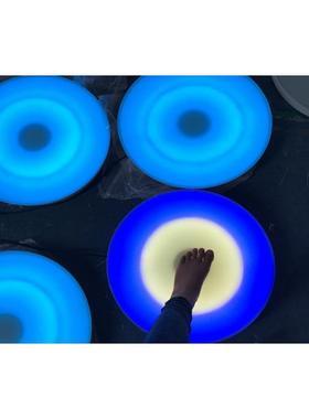 可以踩踏的圆形感应地砖灯重力感应互动发光圆形地砖灯景观灯