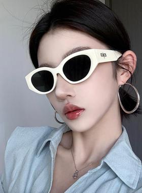 白框猫眼太阳眼镜女款方圆脸显脸小夏遮阳太阳眼镜2025新款辣妹高
