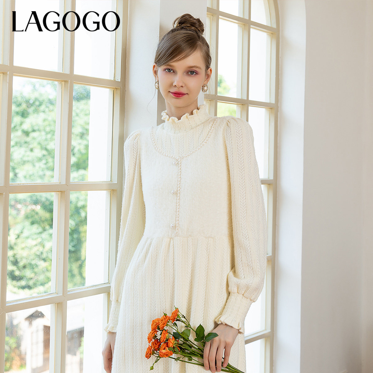 Lagogo拉谷谷秋冬新款法式蕾丝收腰泡泡袖A字连衣裙女高级感