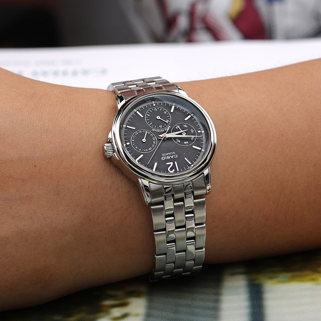 Casio student fashion watch