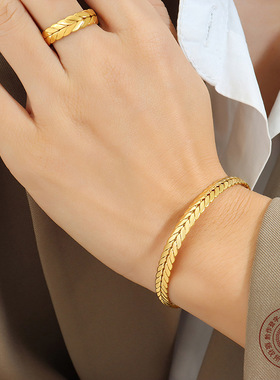 欧美不掉色开口设计麦穗手镯个性