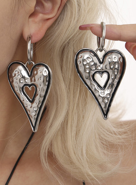 欧美冷淡风大号滴油爱心耳环皮绳抽拉长款秋冬毛衣链女高端套装