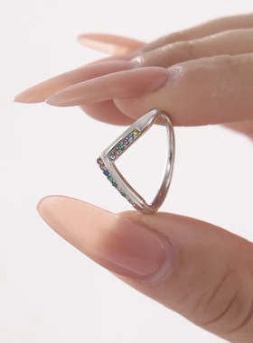 摩天轮V字镶满钻5A锆石侧边开口