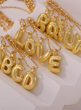 跨境个性小众钛钢项链26个英文字母气球造型设计感铜材质首饰吊坠