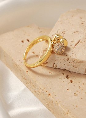 赫本风个性优雅气质小众轻奢饰品镶钻圆球锆石吊坠铜材质开口戒指