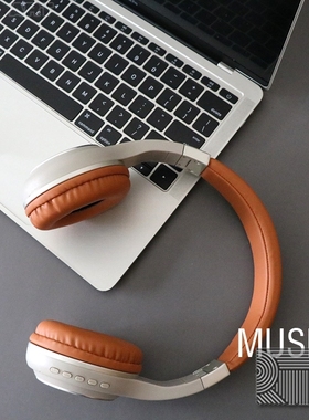 样板房音乐主题耳机乐谱唱片音区