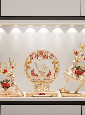 创意招财鹿平安喜乐事事如意挂盘摆件客厅酒柜玄关装饰品乔迁暖居