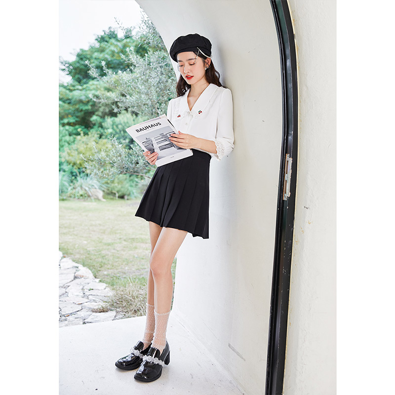 红袖outlets甜系镂空娃娃领白衬衫 红袖outlets店衬衫