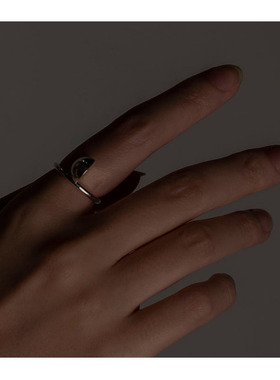 SUTP2025新款小众设计ins冷淡风简约通勤百搭款食指环女