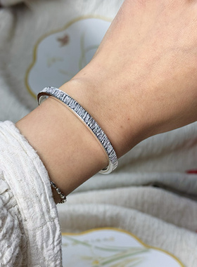 纹理足银拉丝树皮纹足银手镯