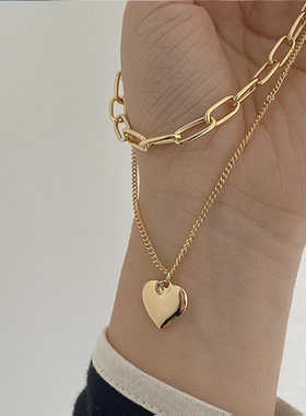 DelysiaKingHip-howter