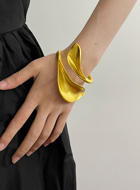 日系CoopKoopZR新款重工叶子形手镯女轻奢高级感双层开口手环