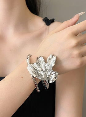 日系coopkoop欧美金属树叶手镯女小众设计感个性手环简约高级感