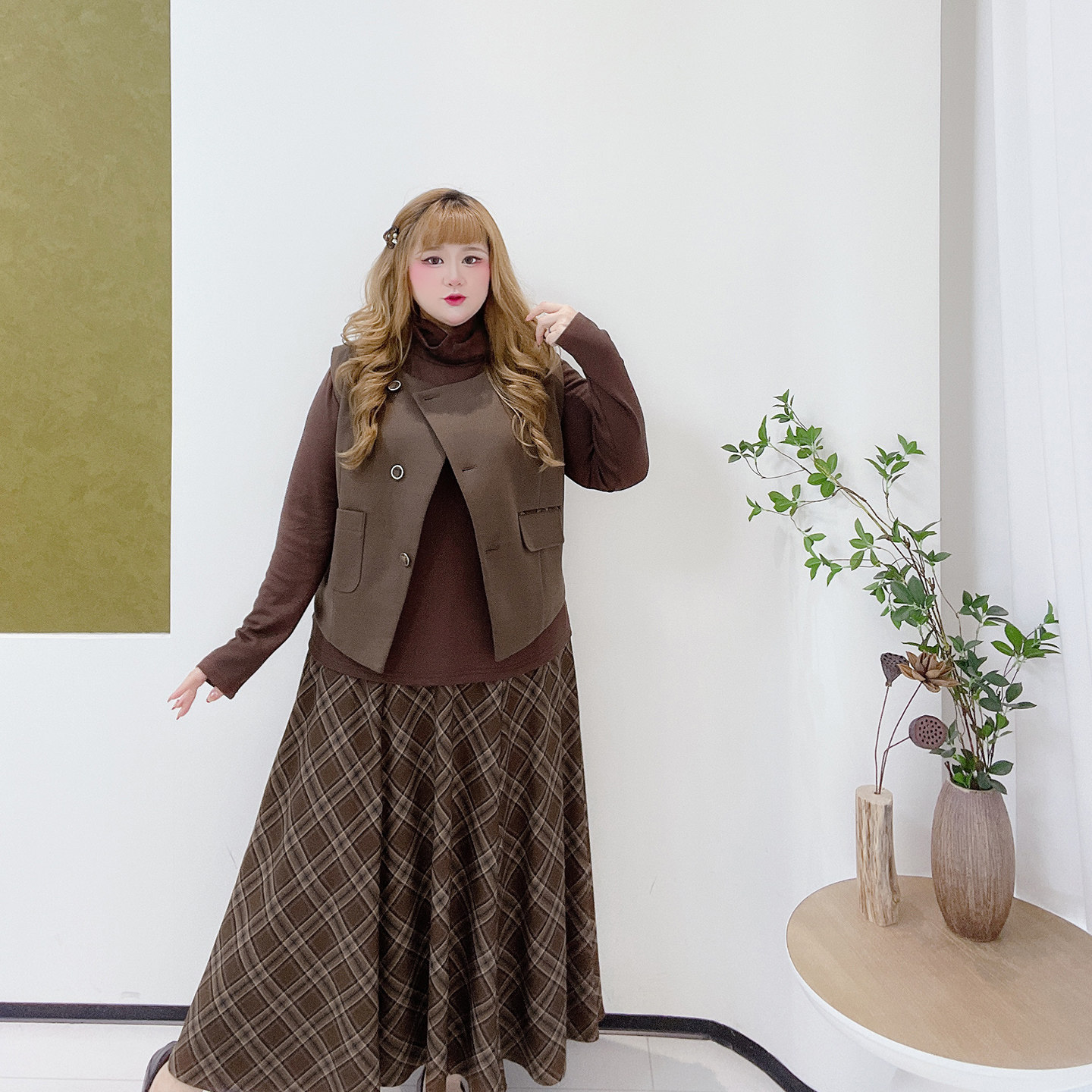 胖莹大码女装复古高级感通勤马甲高领打底衫格纹半身裙氛围感套装,淘宝优惠券,粉丝福利购,淘宝优惠卷