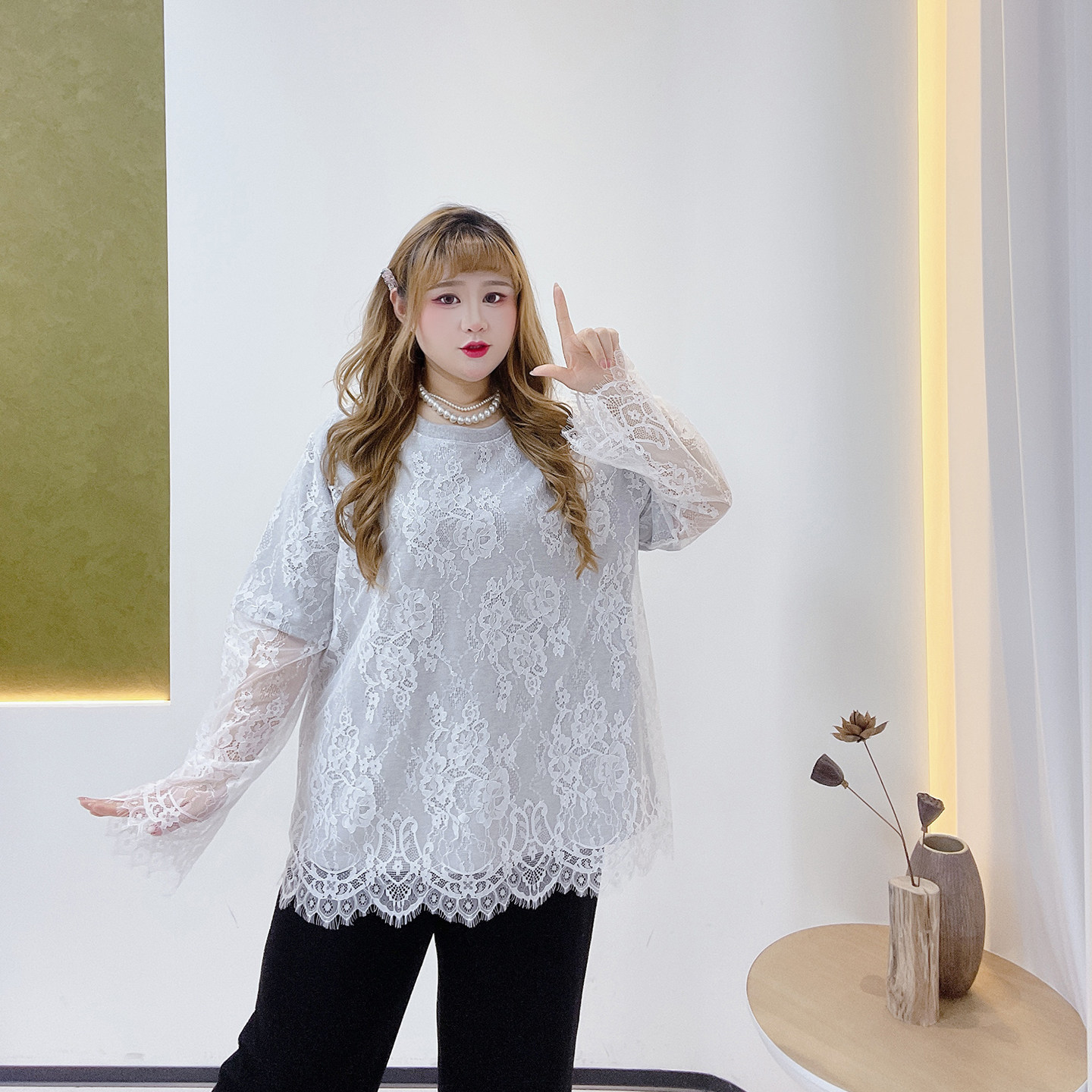 加绒重工蕾丝甜酷胖莹大码女装胖mm炸街元气校园风设计感内搭T恤,淘宝优惠券,粉丝福利购,淘宝优惠卷