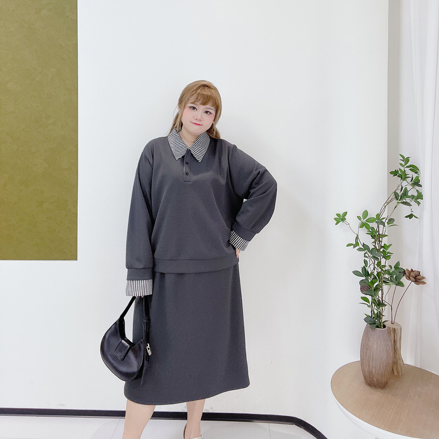 胖莹莹大码女装学院风格雷灰假两件格纹宽松衬衫领卫衣半身裙套装,淘宝优惠券,粉丝福利购,淘宝优惠卷