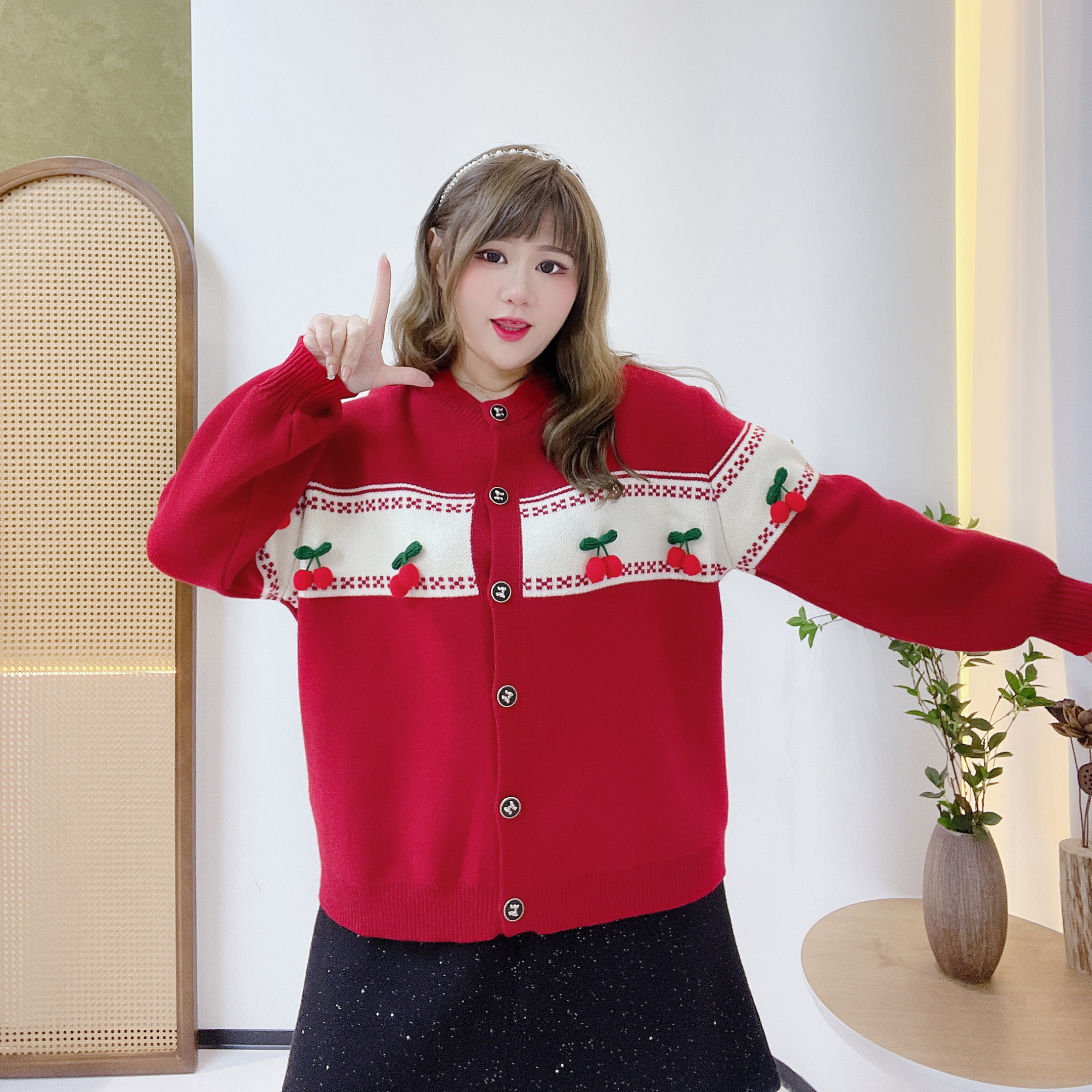 300斤胖莹大码女装韩系减龄甜美樱桃撞色红色新年战袍可爱针织衫,淘宝优惠券,粉丝福利购,淘宝优惠卷