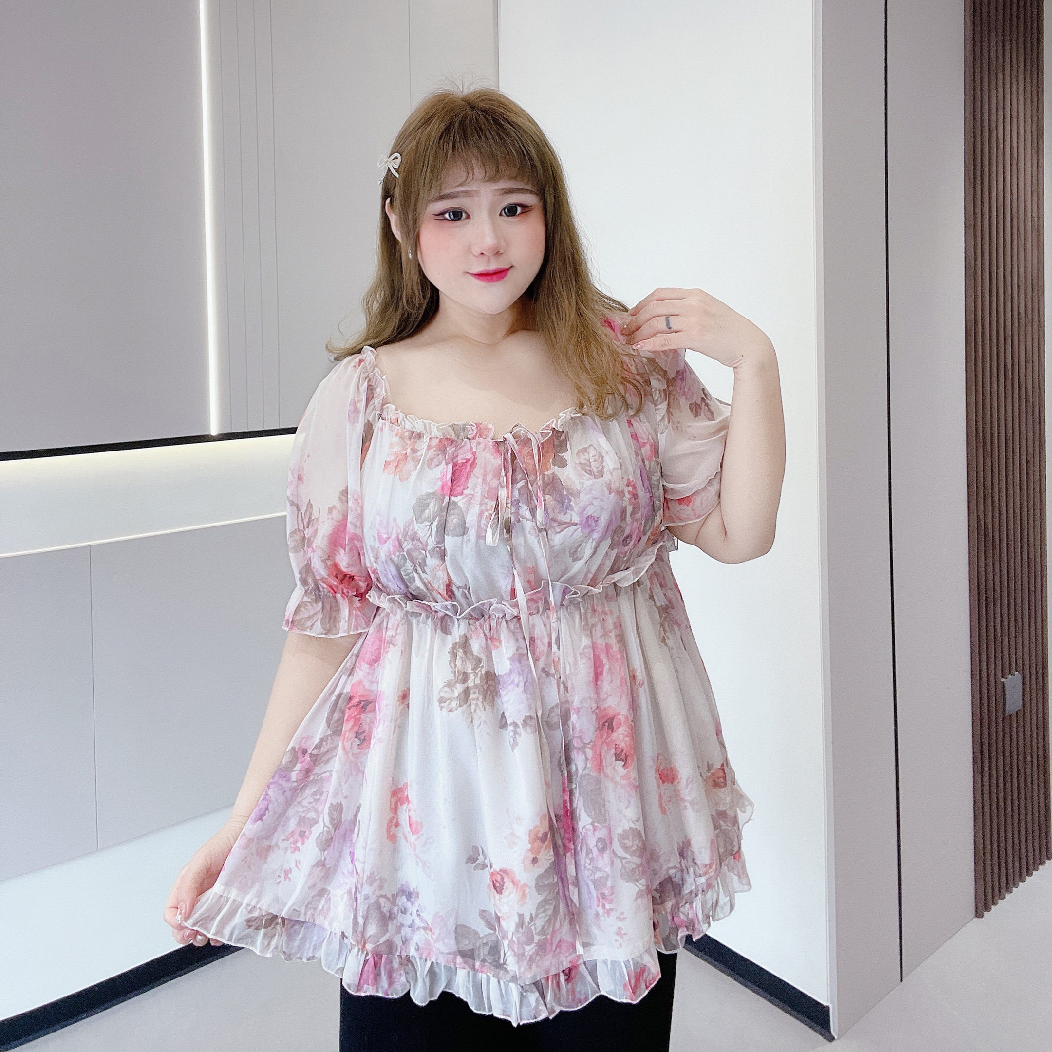 300斤胖mm特大码女装甜美温柔挂脖露肩小众碎花遮肉显瘦雪纺上衣,淘宝优惠券,粉丝福利购,淘宝优惠卷