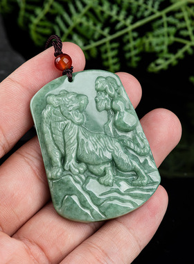 天然正品a货翡翠生肖虎啸福到虎吊坠虎牌豆种玉石玉佩男女款挂件